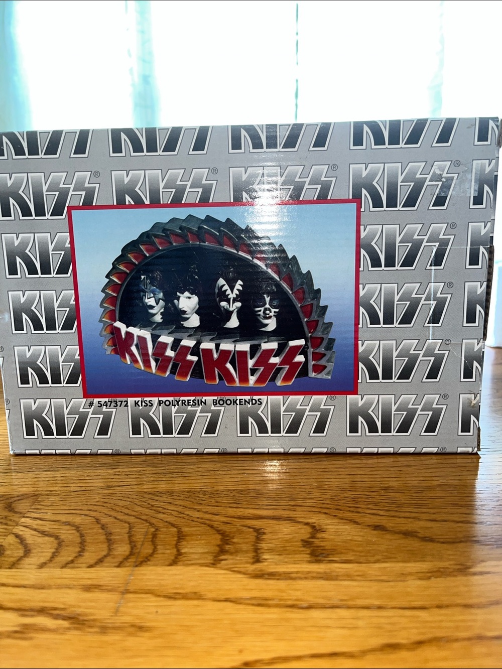 MIB KISS Saw Blade Polyresin Bookends 1998
Spencer’s Gift Exclusive